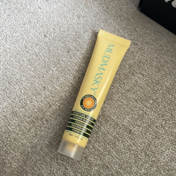 Mudmasky Vitamin-Infused Eye Serum - Picture 2 of 2